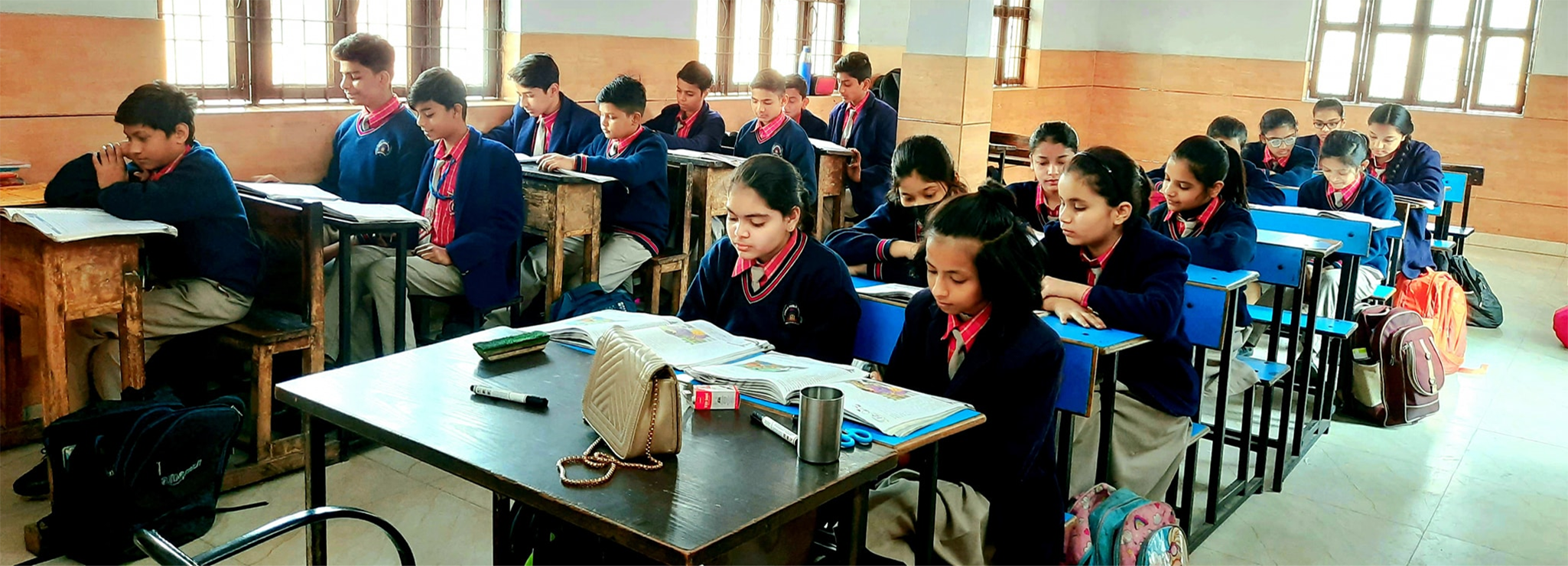 Pooja Public School , C-194/A Main Road,Brahmpuri, Delhi, 110053